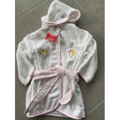 beyaz kız bornoz 1 yaş